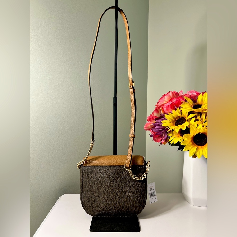 NWT Michael Kors Brown and Acorn Half Dome Crossbody Bag - Picture 4 of 12